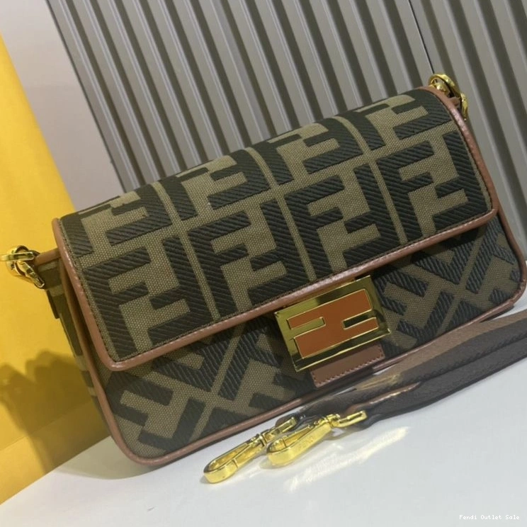 Cheap Bag Medium Fendi FF Canvas Green In Baguette Motif 0816